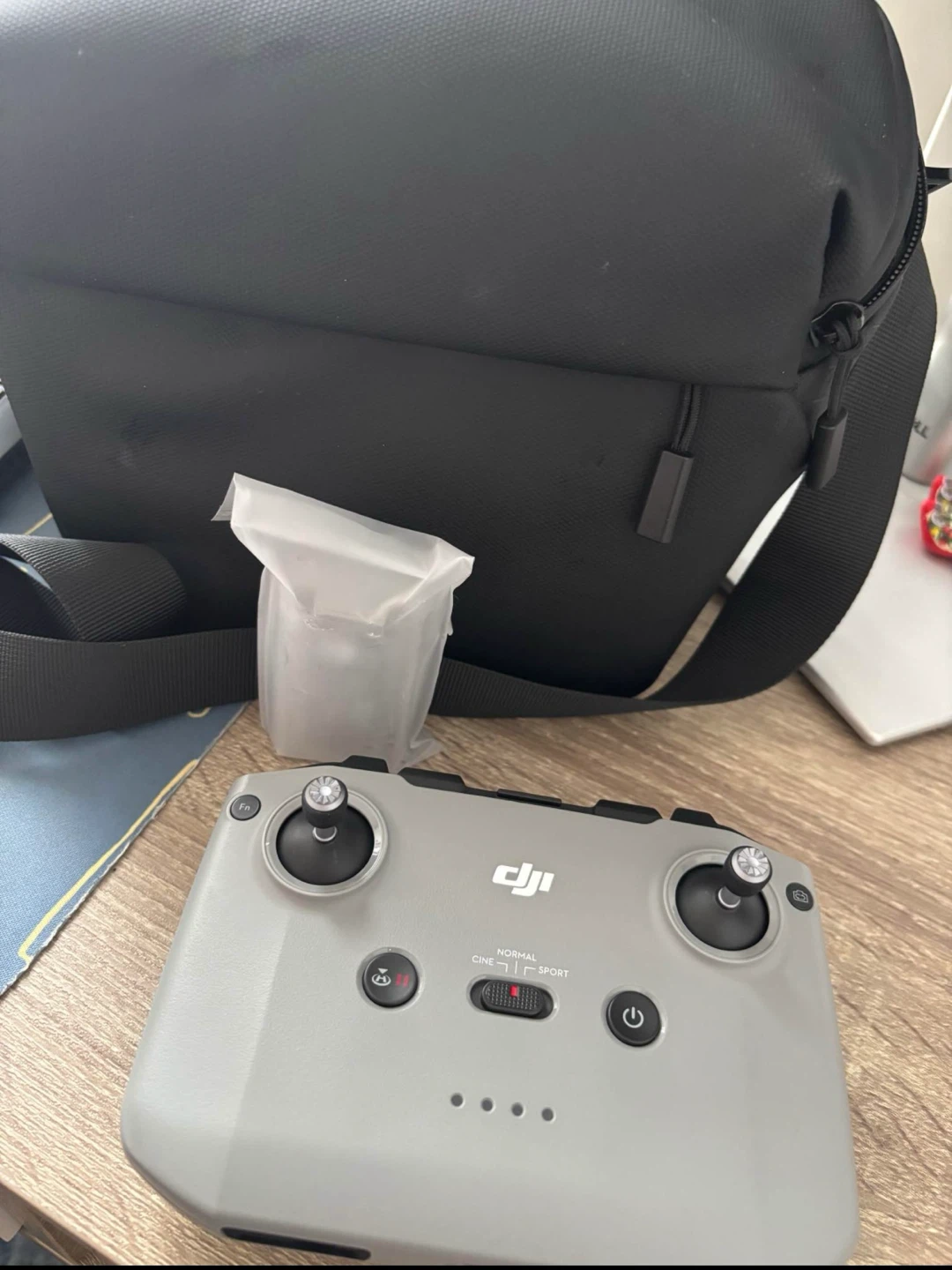 DJI Remote Controller with Carrying Bag (No drone incl) - photo 4