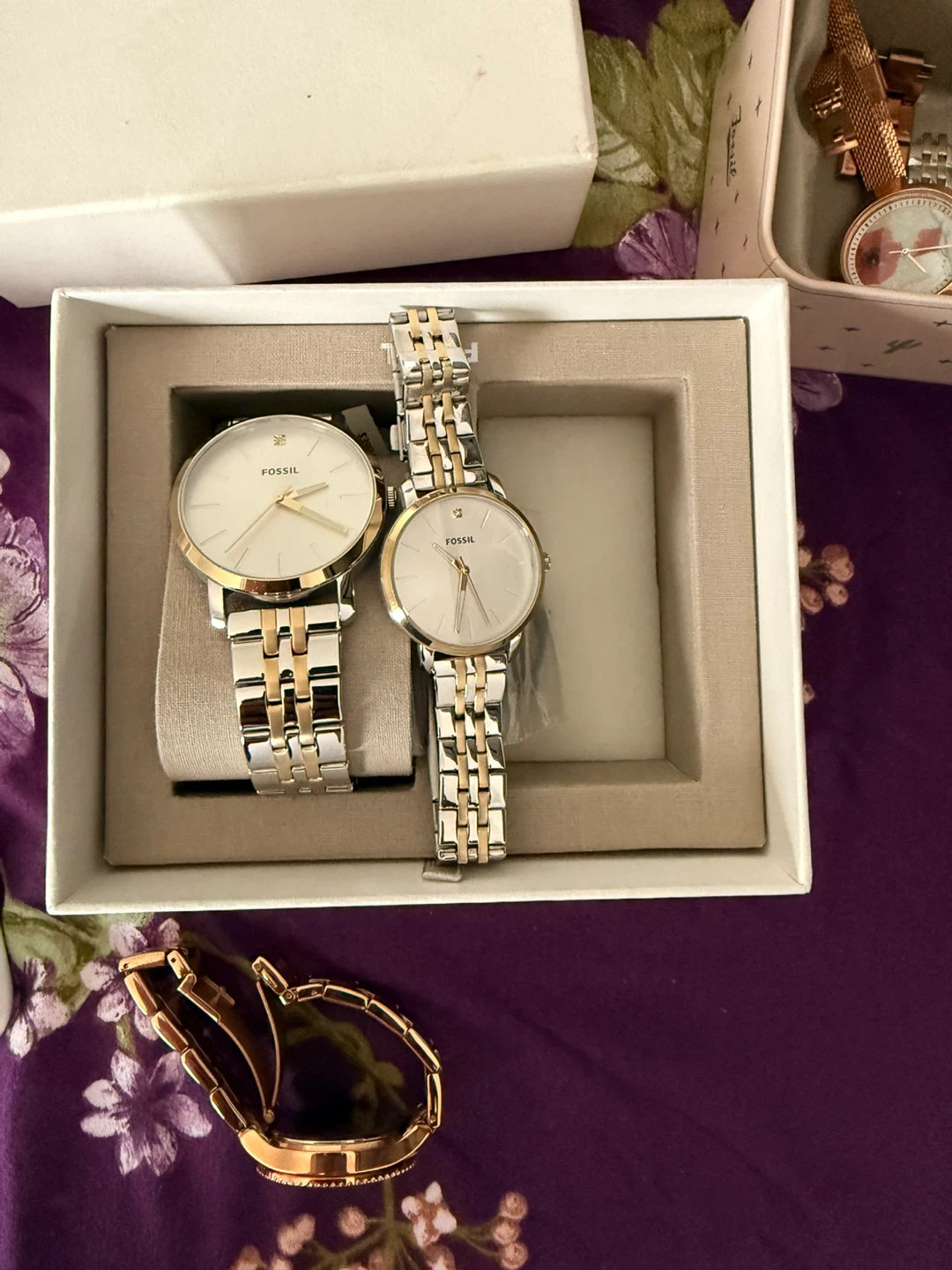 Fossil Matching Couple’s Watches – Gift Set