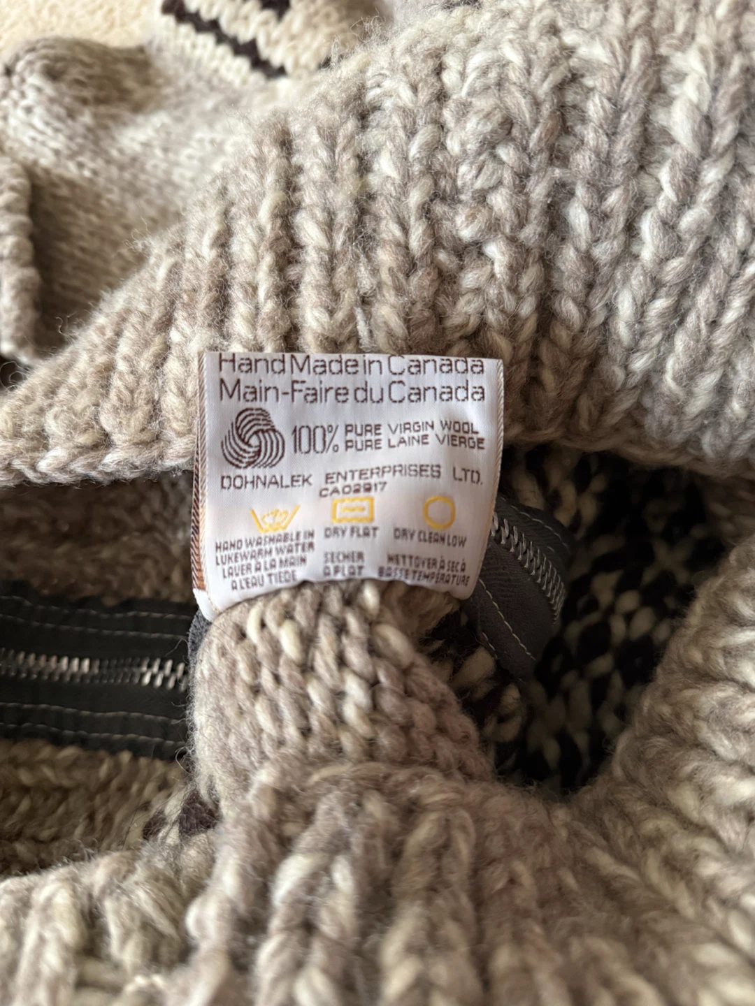 Tuak Hand Made Pure Virgin Wool Cardigan - photo 4