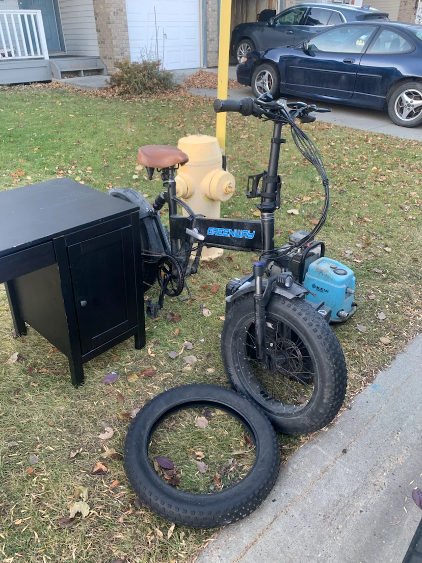 Elliptical, bookshelf, desk, electric bike, free - photo 3