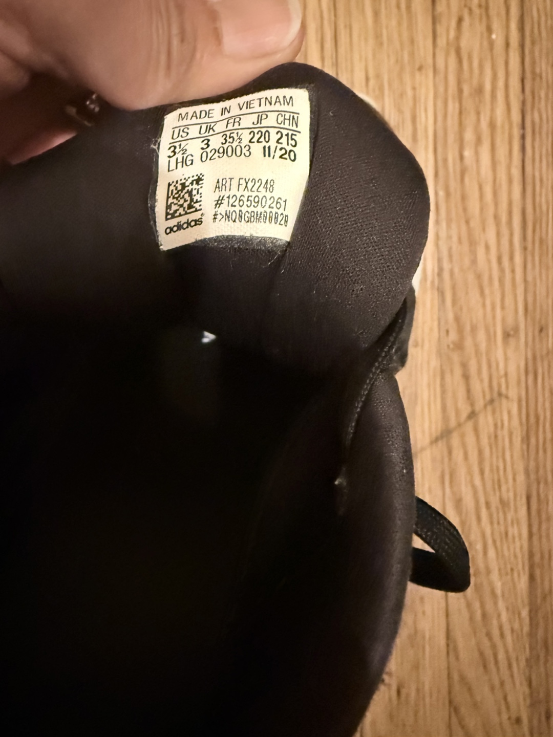 Adidas Kids Running Shoes Black Size 3.5 - photo 2