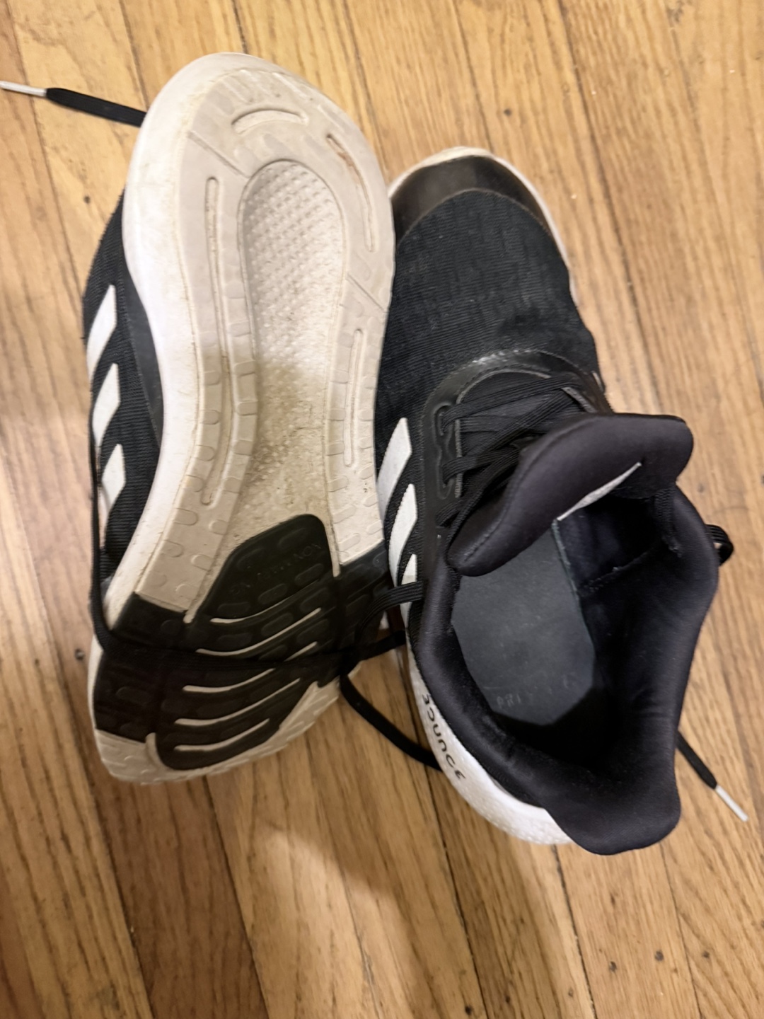 Adidas Kids Running Shoes Black Size 3.5 - photo 3
