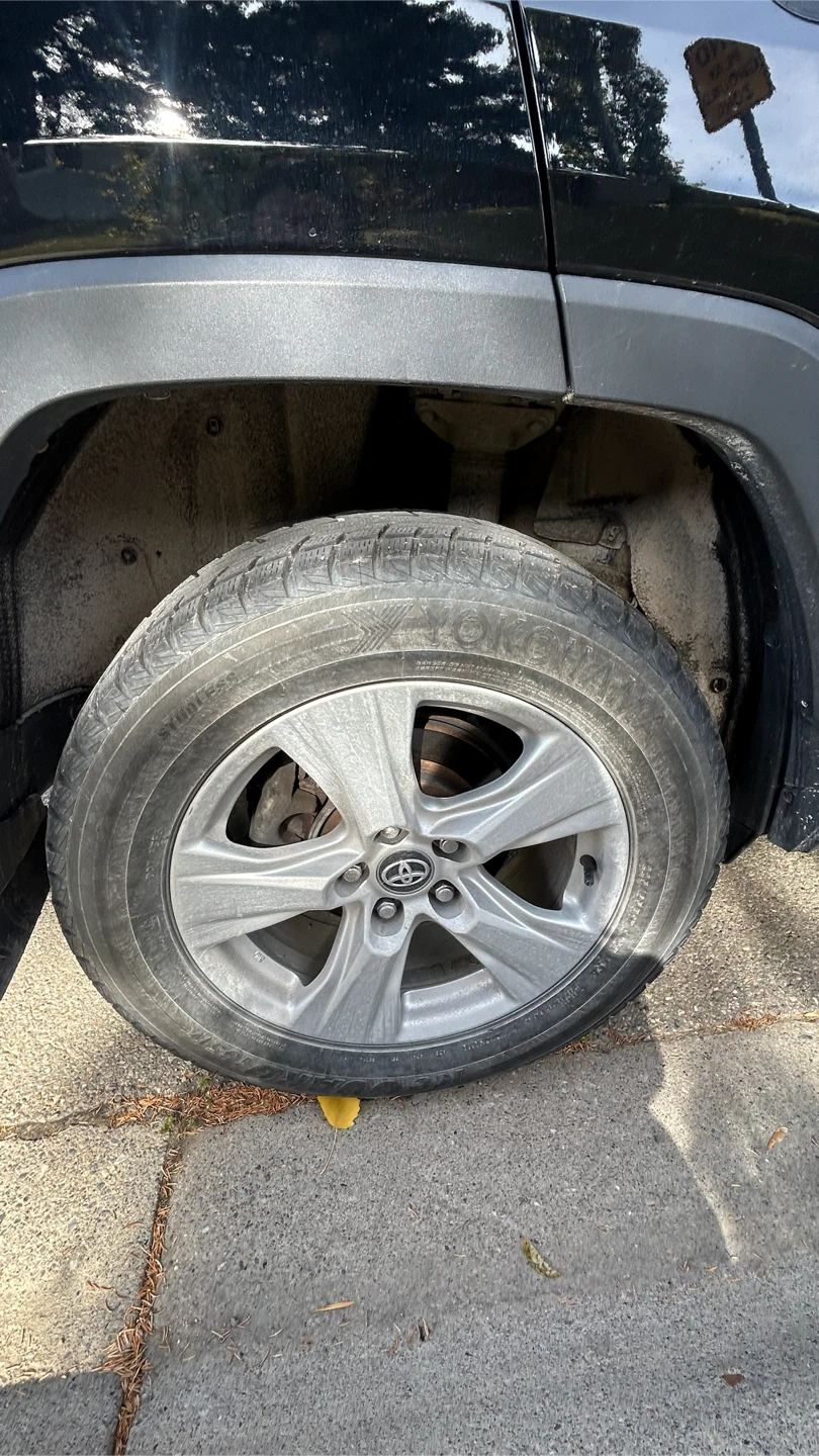 Set of 4 Yokohama Tires - photo 3