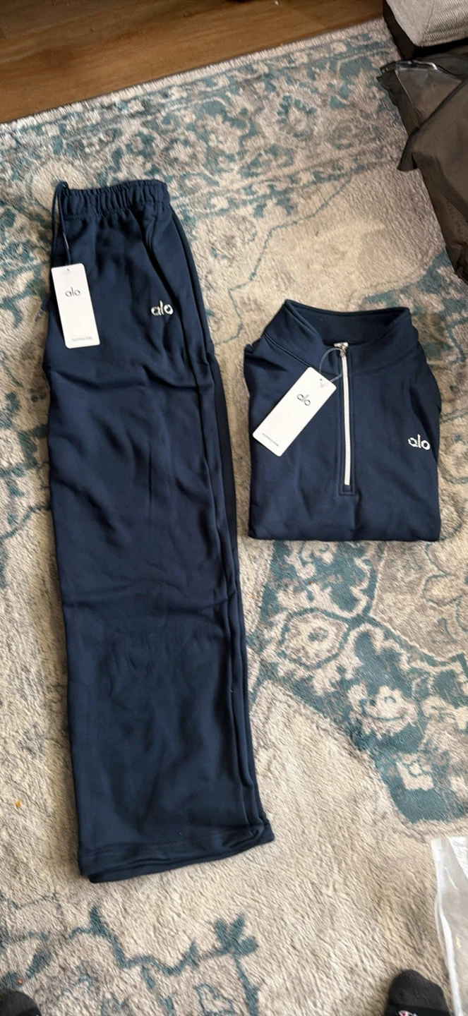 Alo Yoga matching set