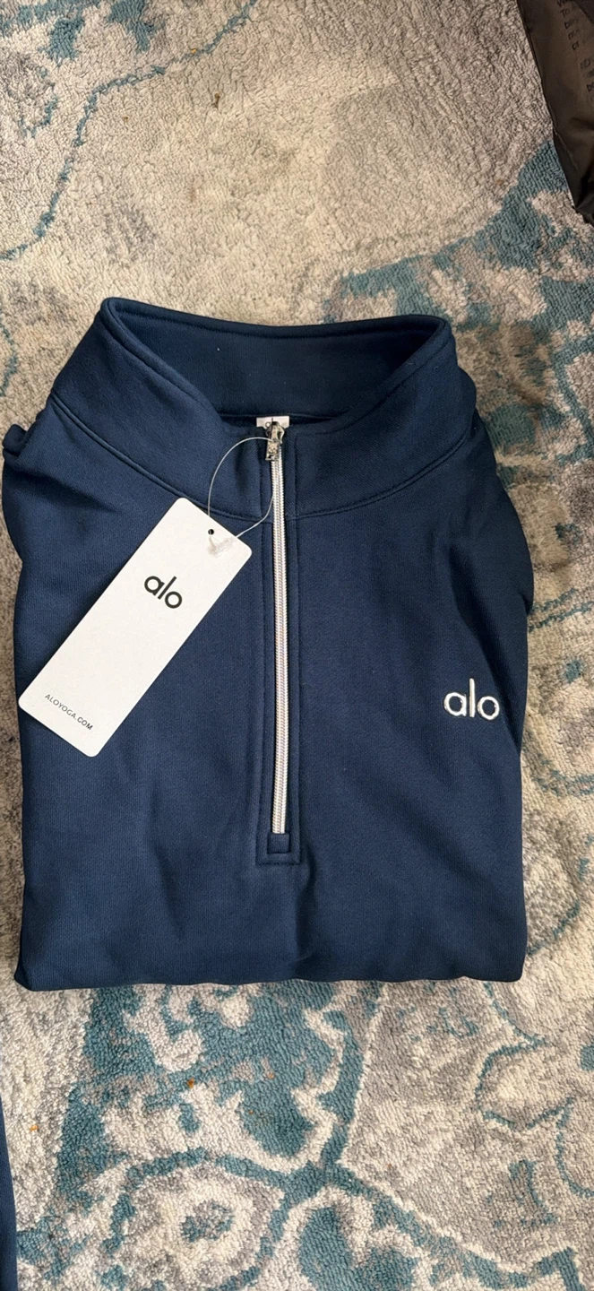 Alo Yoga matching set - photo 3