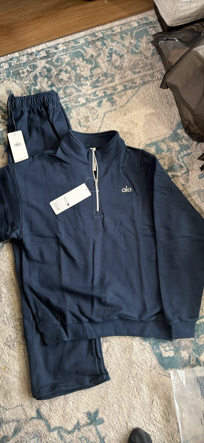 Alo Yoga matching set - photo 5
