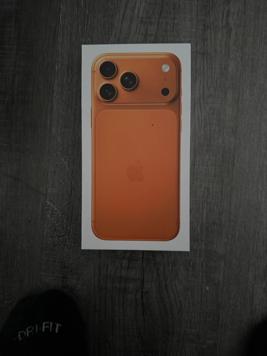 17 pro max cosmic orange 1tb