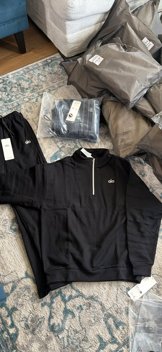 Alo Yoga Black Half-Zip and Pants Set