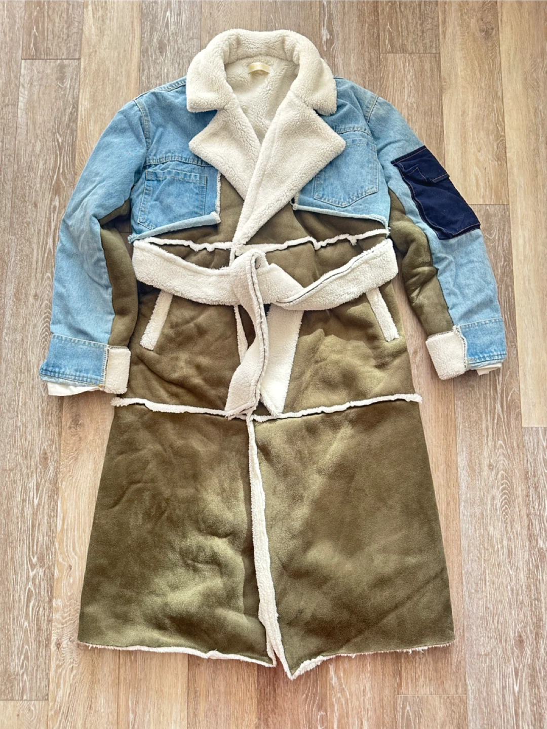 TWOTWINSTYLE Denim and Faux Shearling Coat