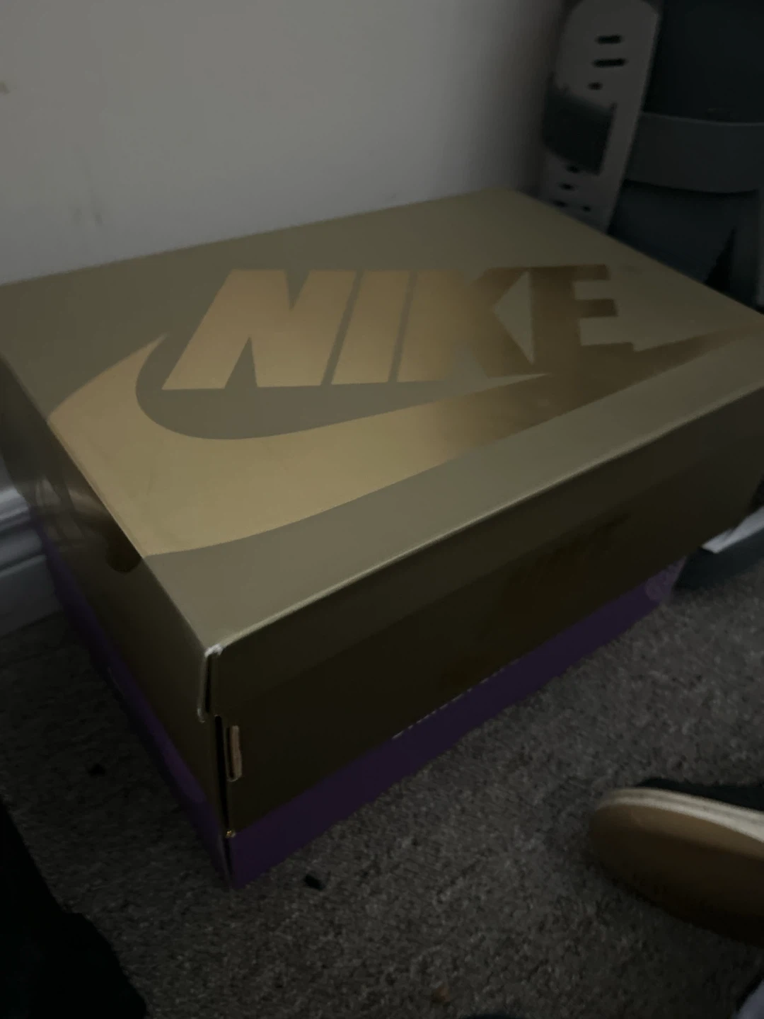 Nike Air Jordan 1 High Gold Black - photo 3