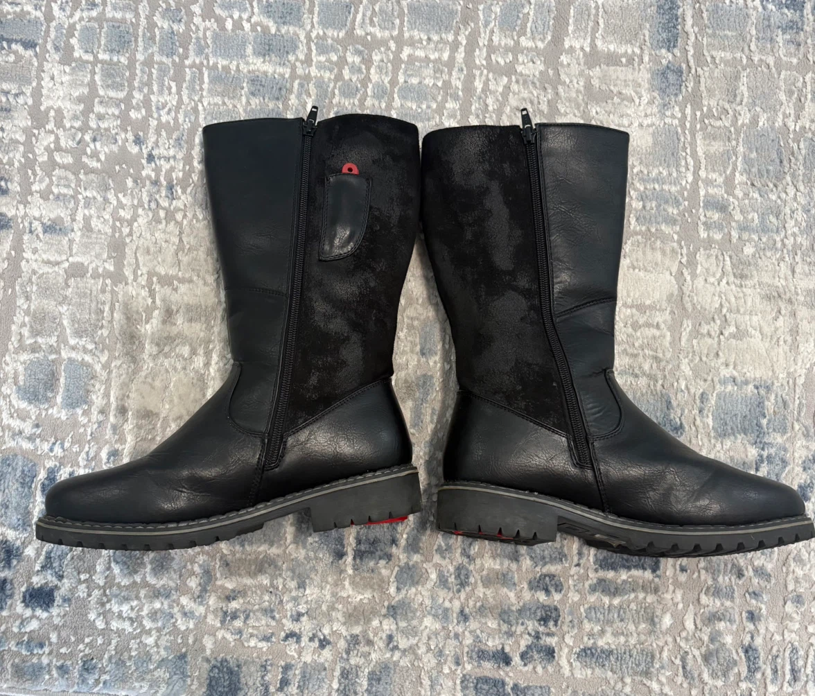 Black Winter Boots with Ice Grips - photo 2