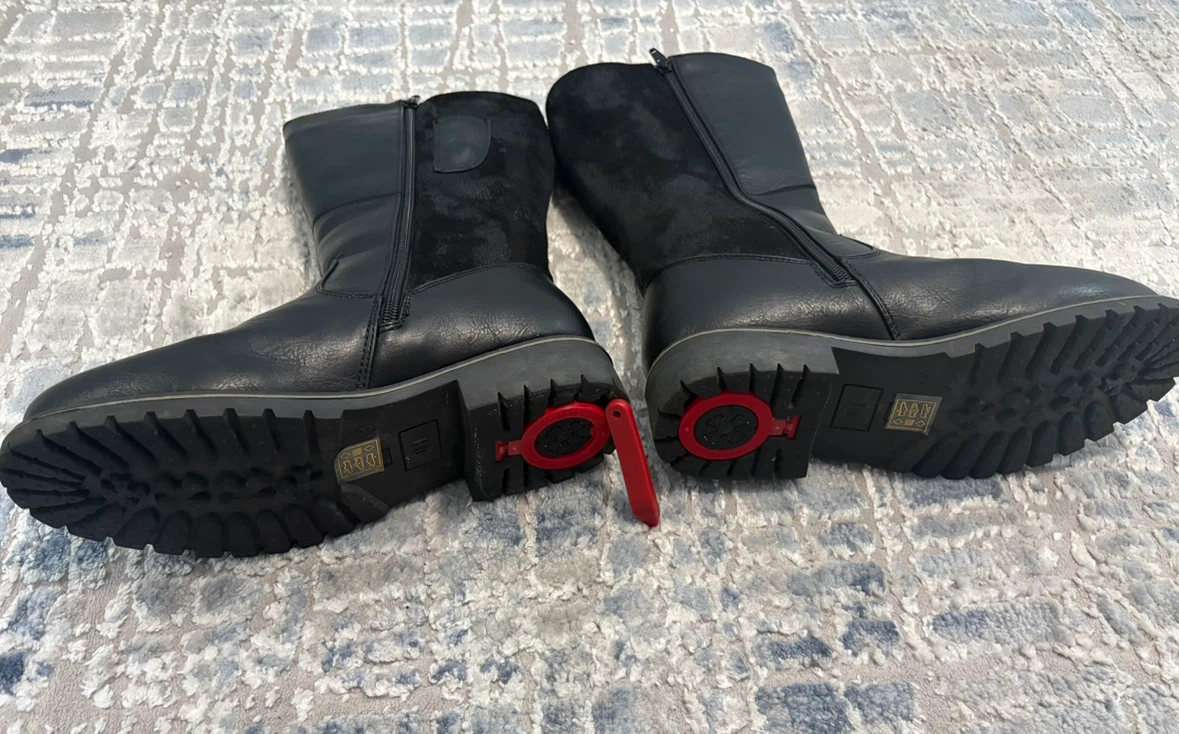 Black Winter Boots with Ice Grips - photo 3