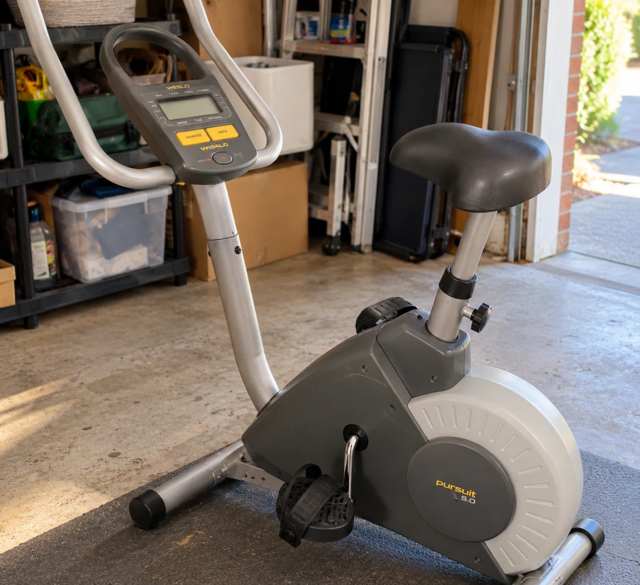 Weslo Pursuit 5.0 Exercise Bike - photo 2
