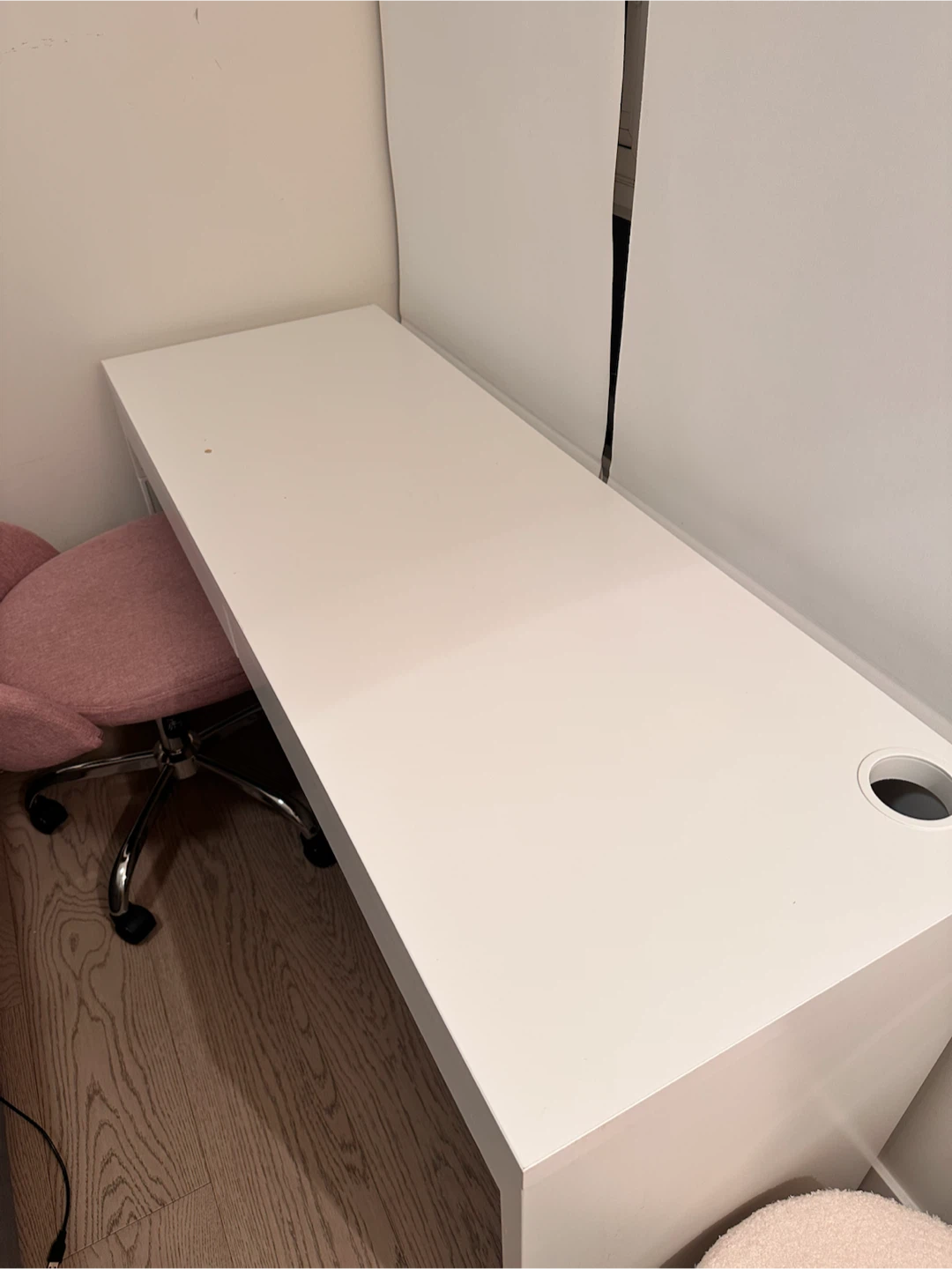 IKEA MICKE Desk, White