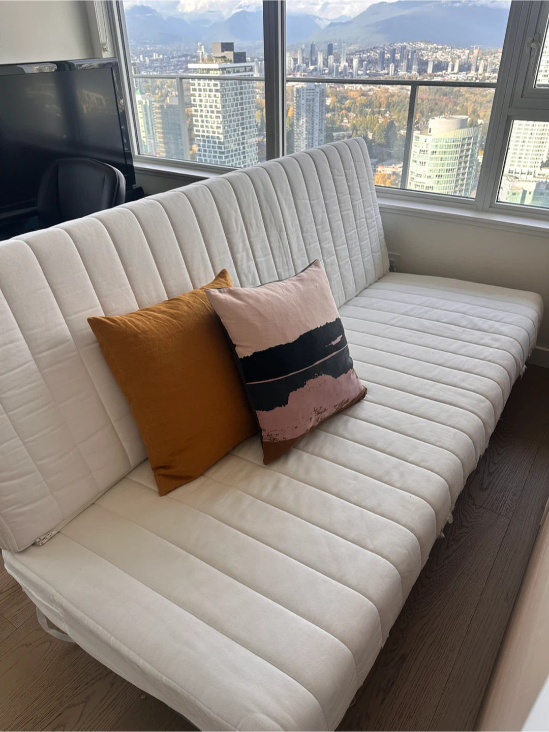 White convertible sofa bed - photo 3
