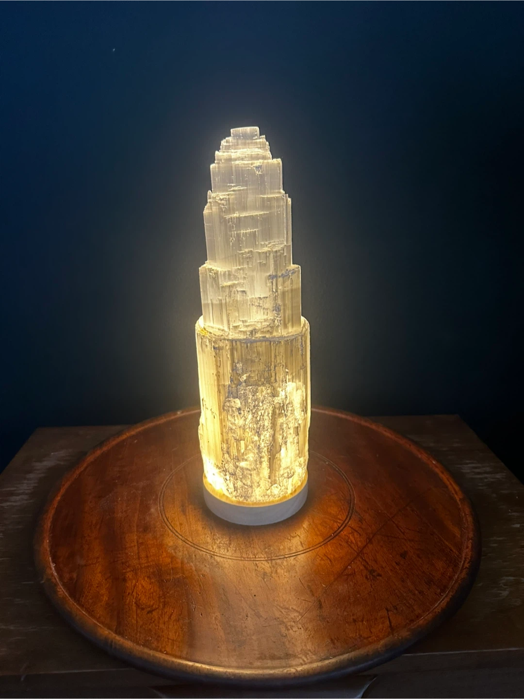 Natural Selenite Crystal Tower Lamp - photo 3