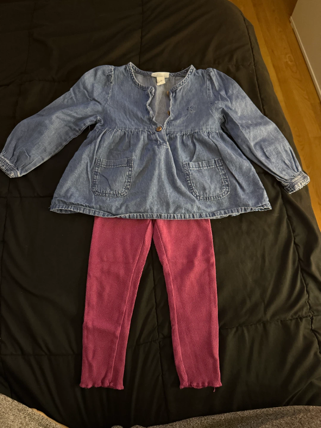 Calvin Klein Jeans Toddler Outfit - Size 2