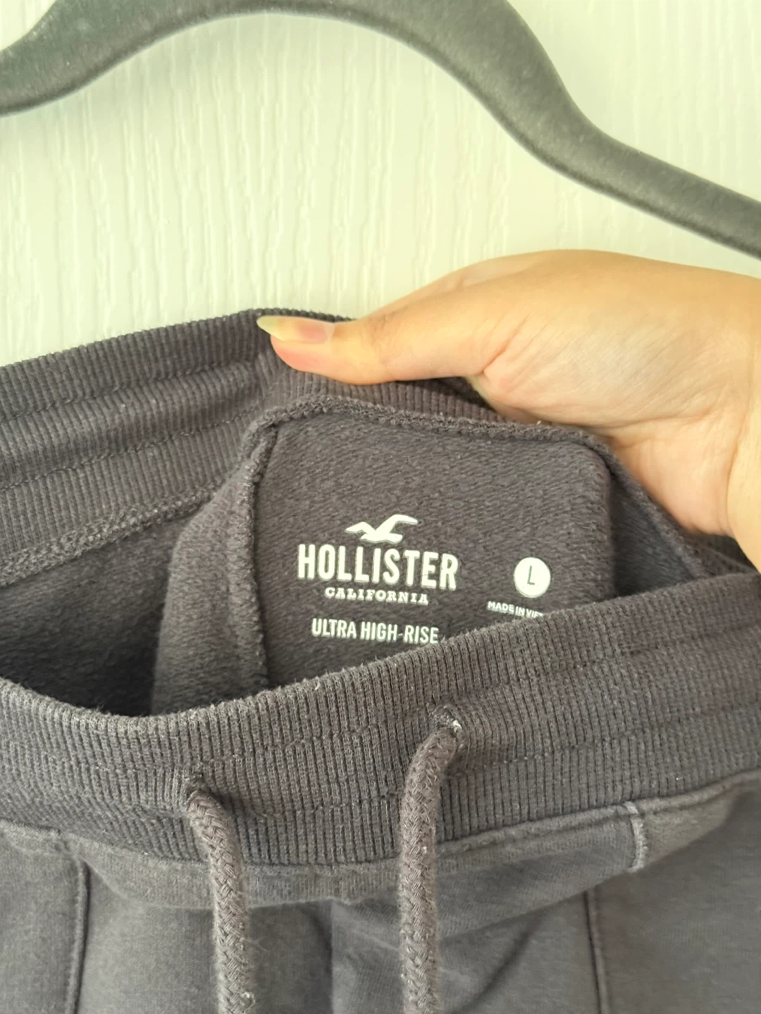 Hollister Grey Joggers - photo 4