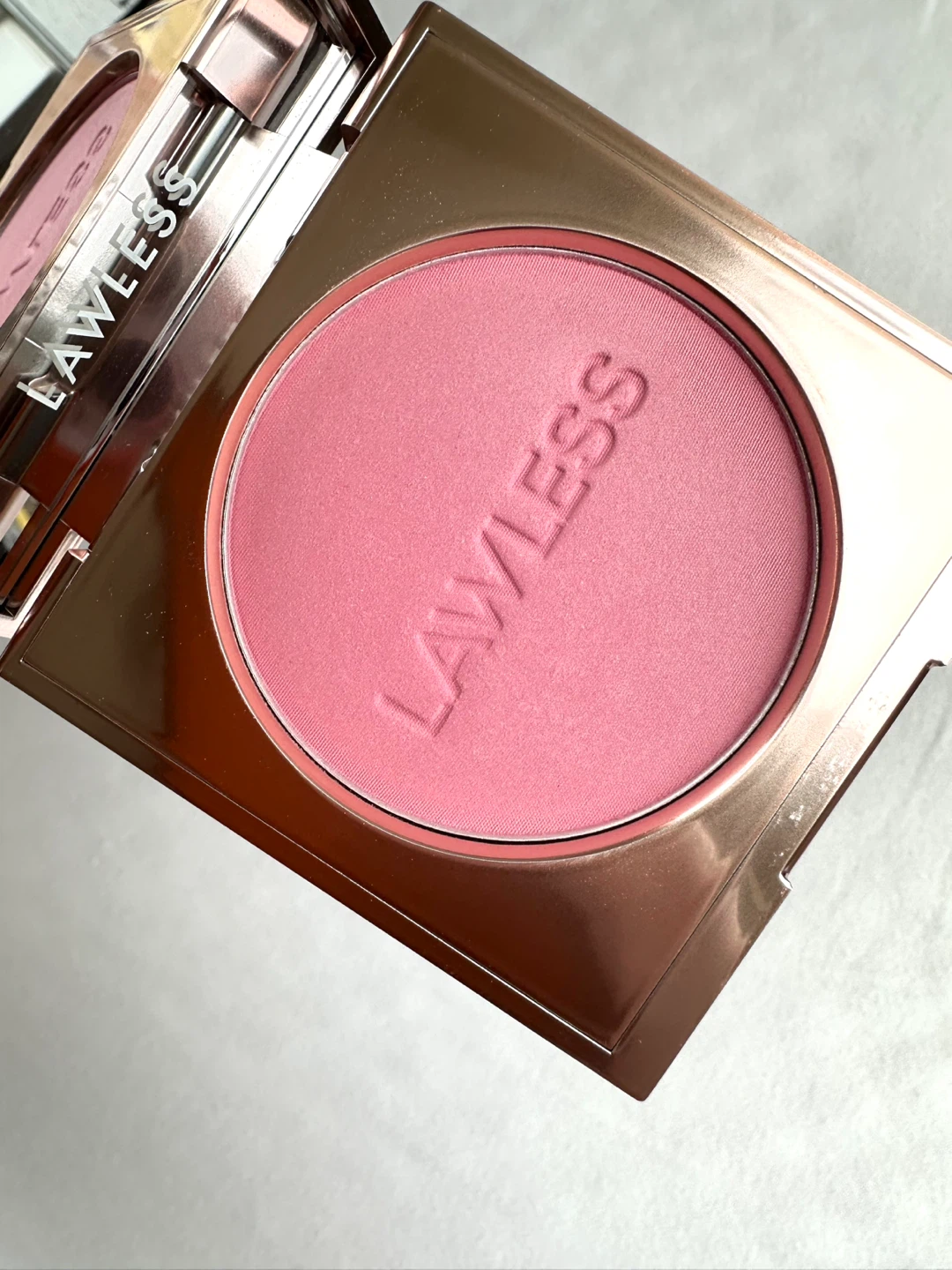 Lawless Talc Free Velvet Blush - Daisy Pink