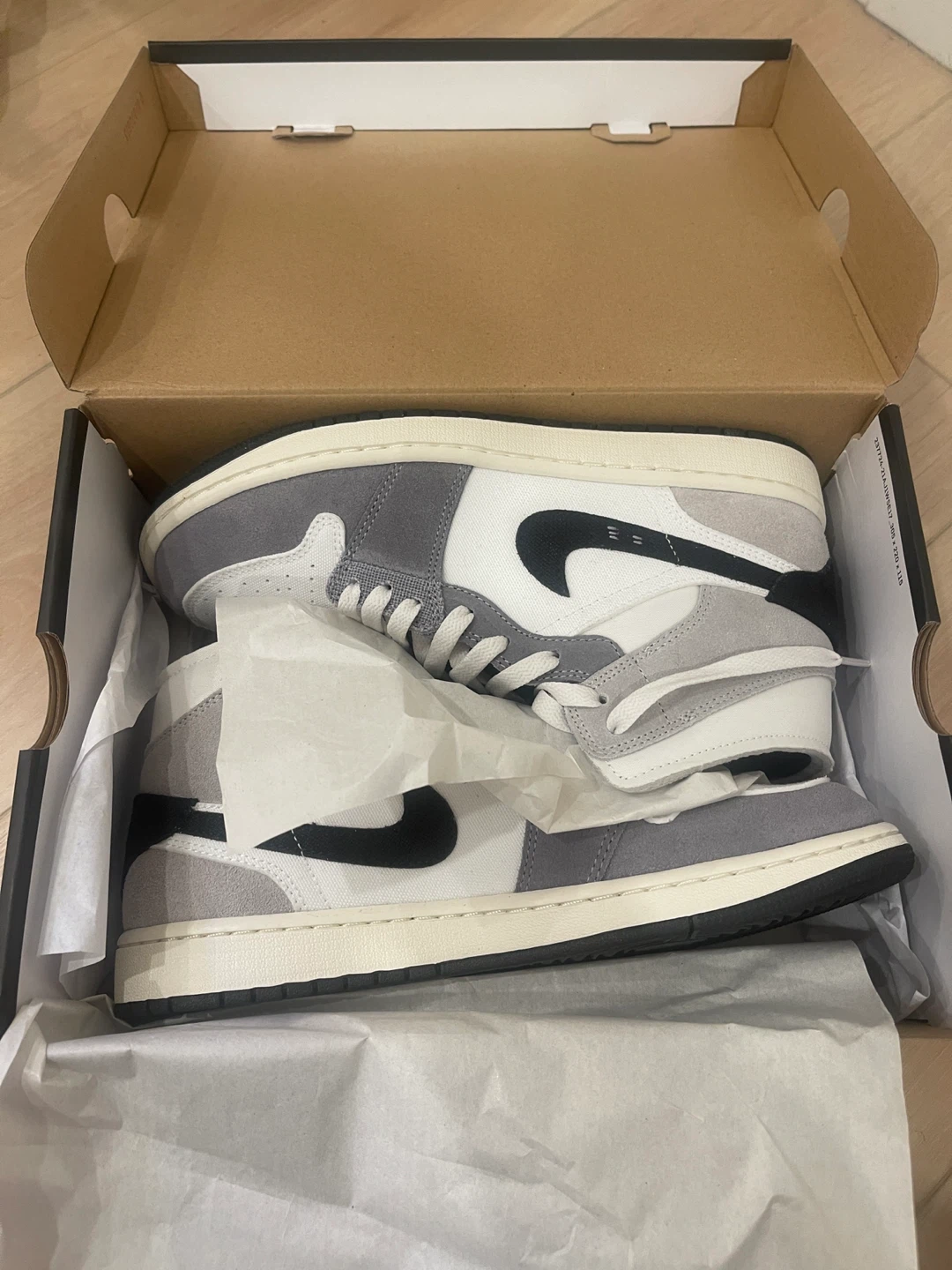 Air Jordan 1 Mid SE Craft Cement Grey