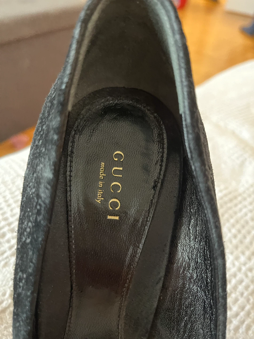 Gucci black suede GG logo peep-toe heels - photo 4