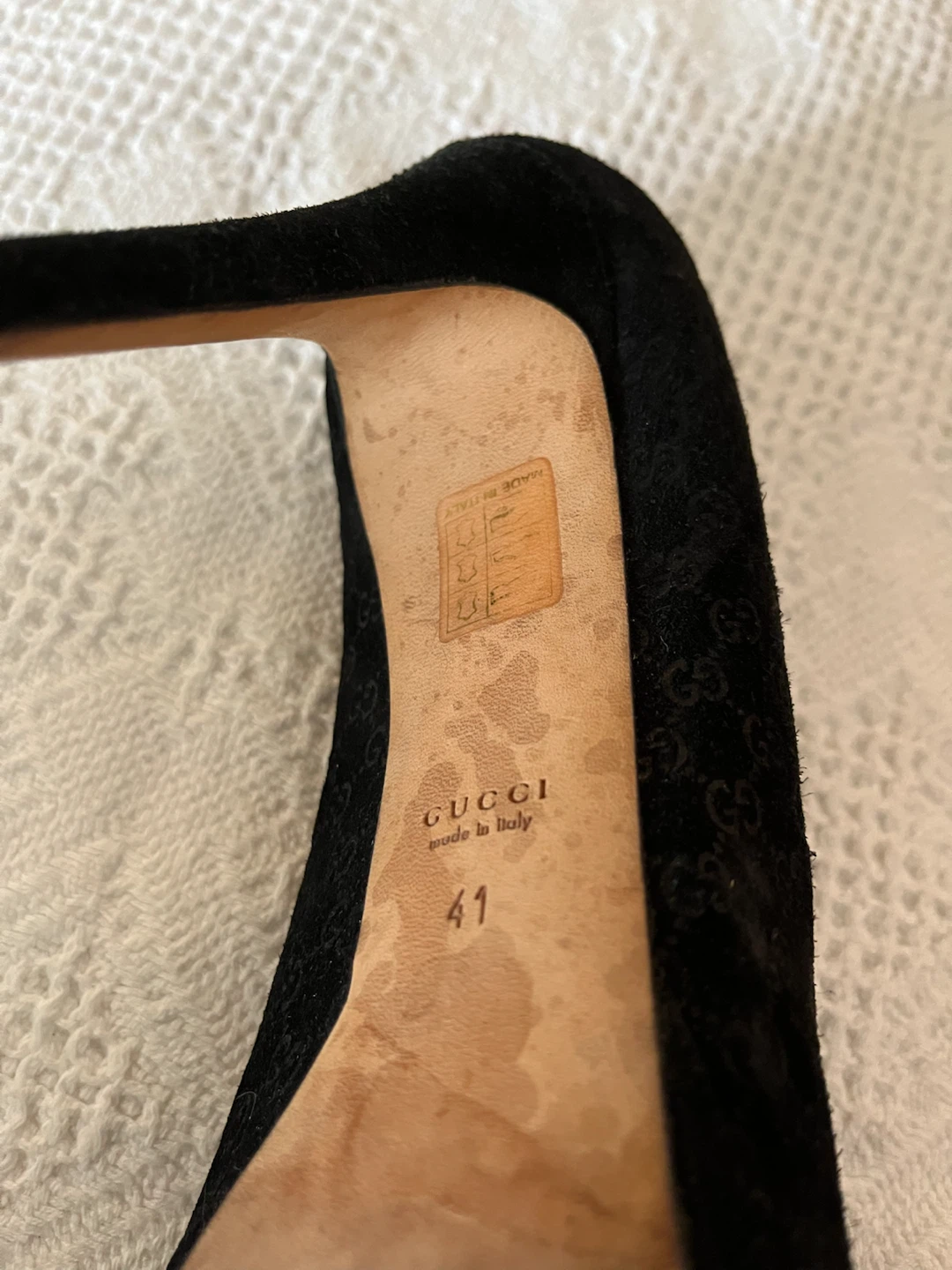Gucci black suede GG logo peep-toe heels - photo 5