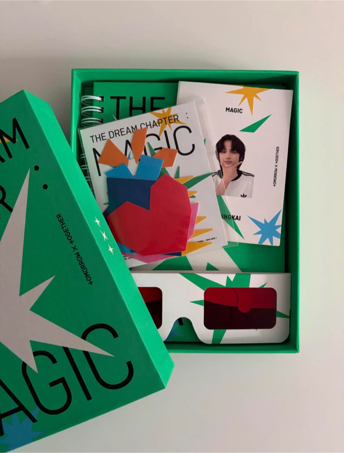 TXT the dream chapter: magic album - photo 2