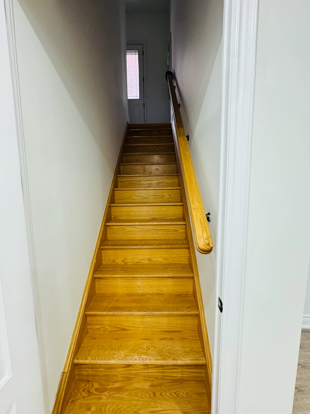 2 bedroom Basement for Lease in. Vaughan - photo 4