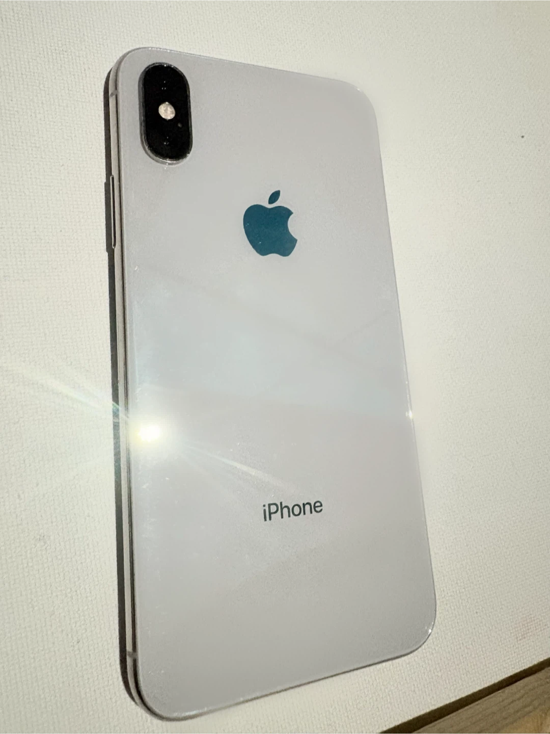 Apple iPhone XS Silver