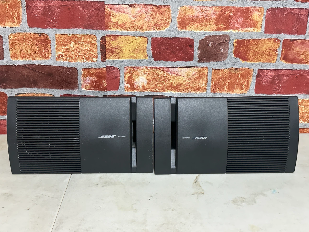 Bose Model 100 Speakers