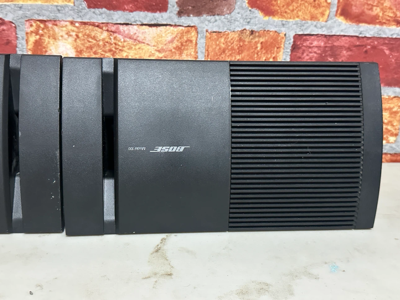 Bose Model 100 Speakers - photo 3