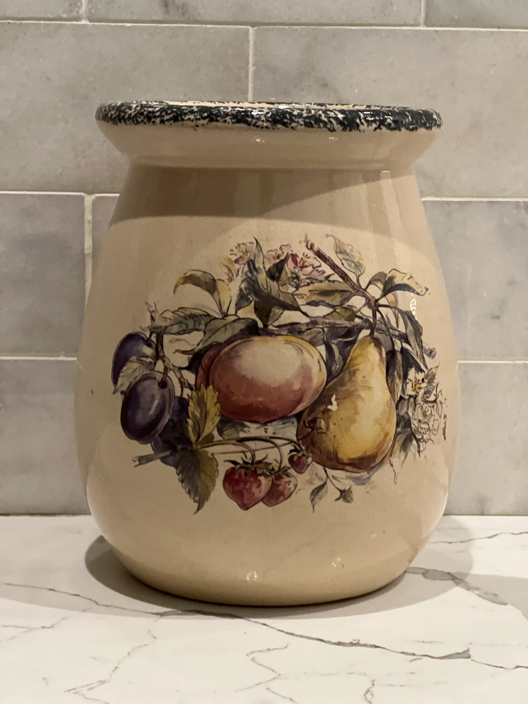 1995 Casey Pottery Handcrafted Fruit Stoneware Utensil Holder - photo 2