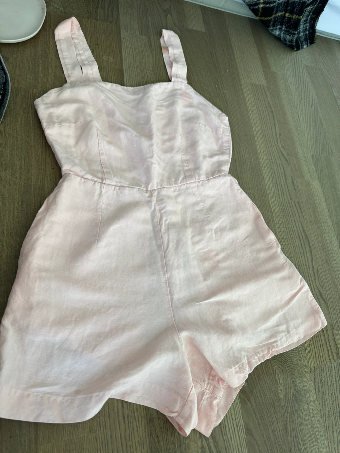 Designers’ Light Pink Linen Romper