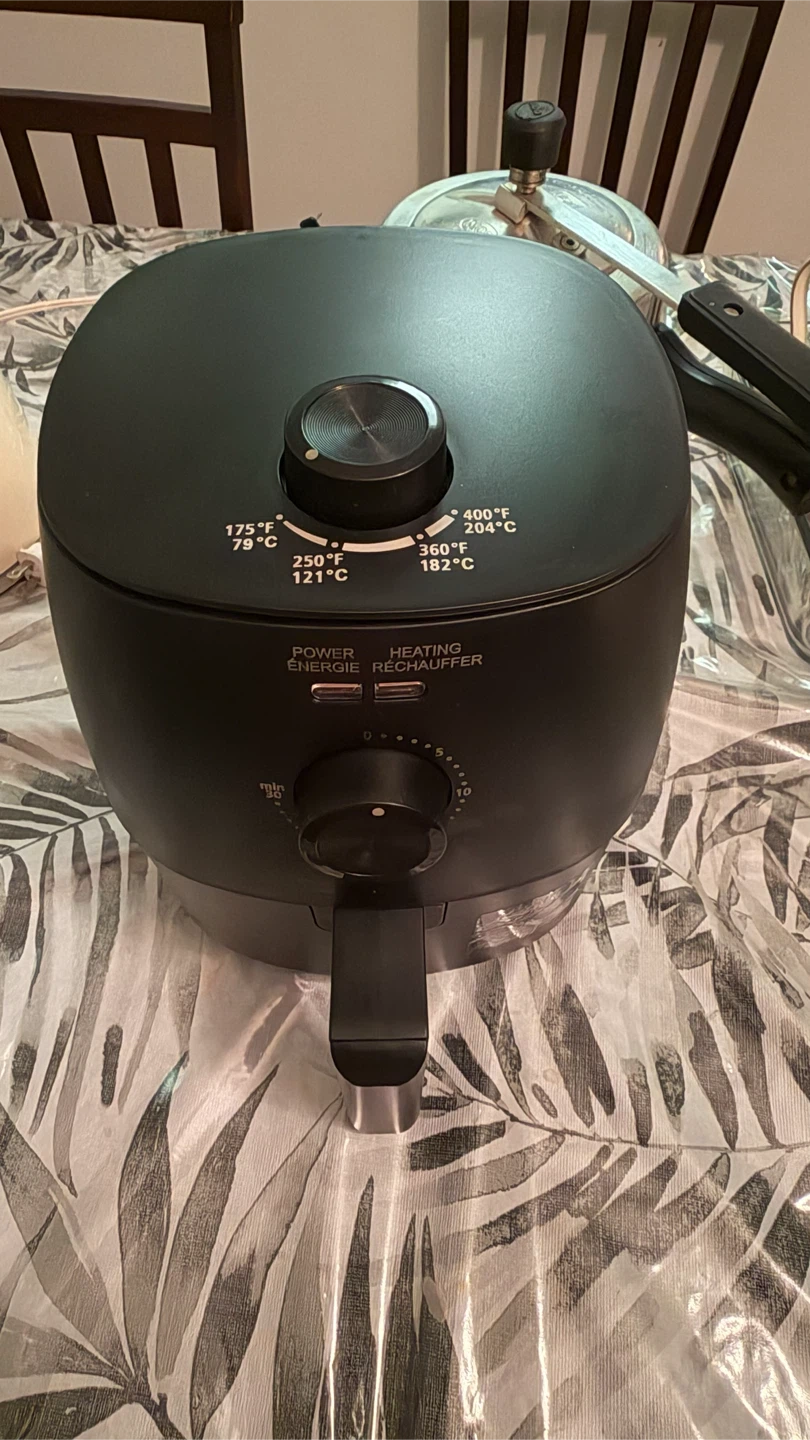 New Air Fryer — Black, Works Great - photo 4