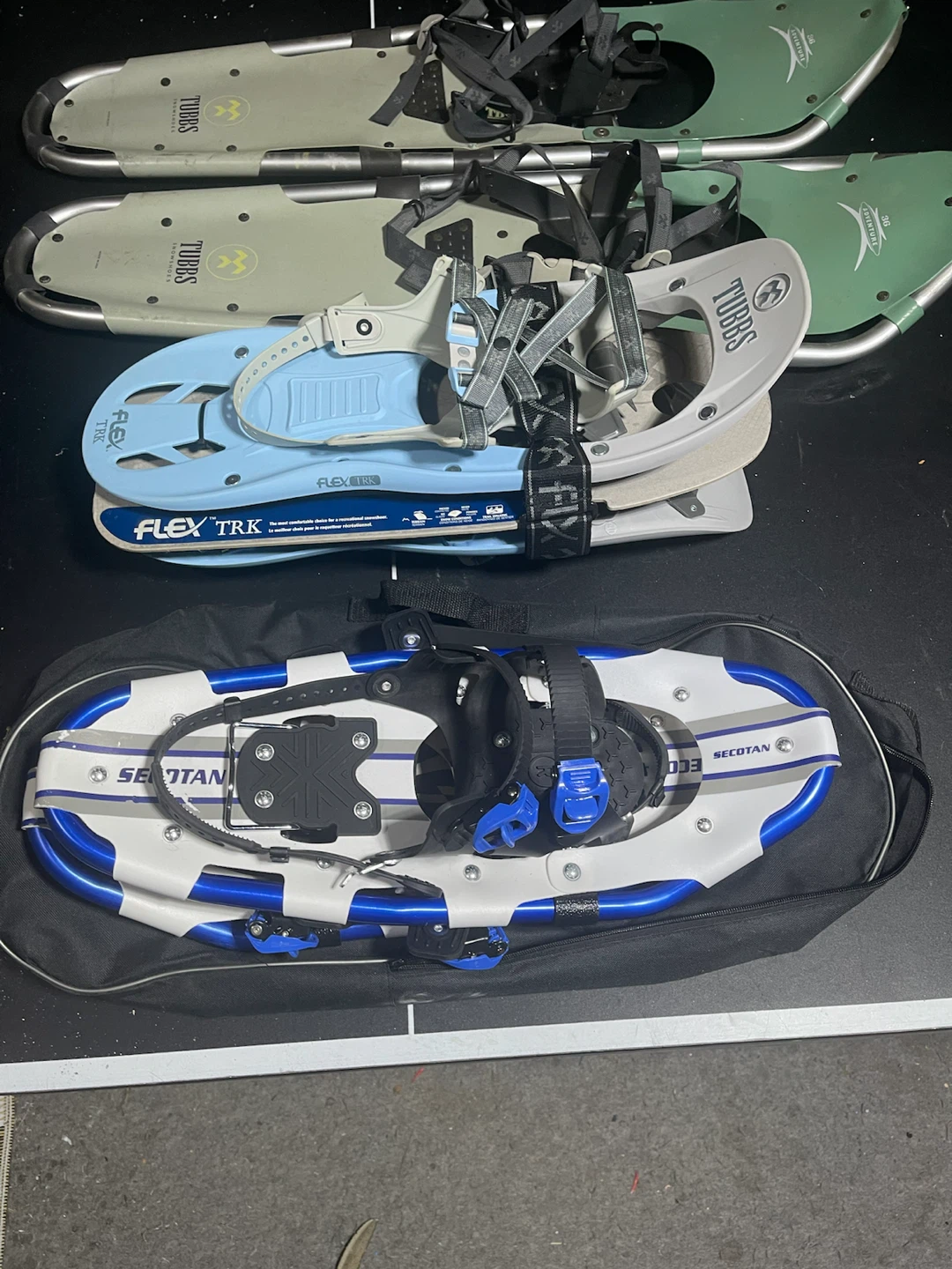 Tubbs Snowshoes Bundle