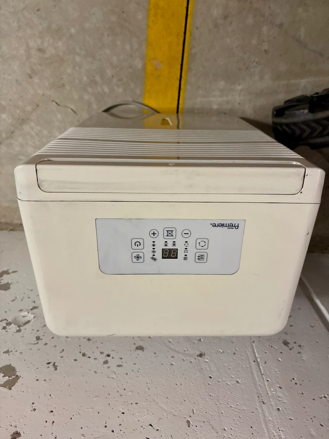 Danby Premiere Dehumidifier DDR30B1GP - photo 2