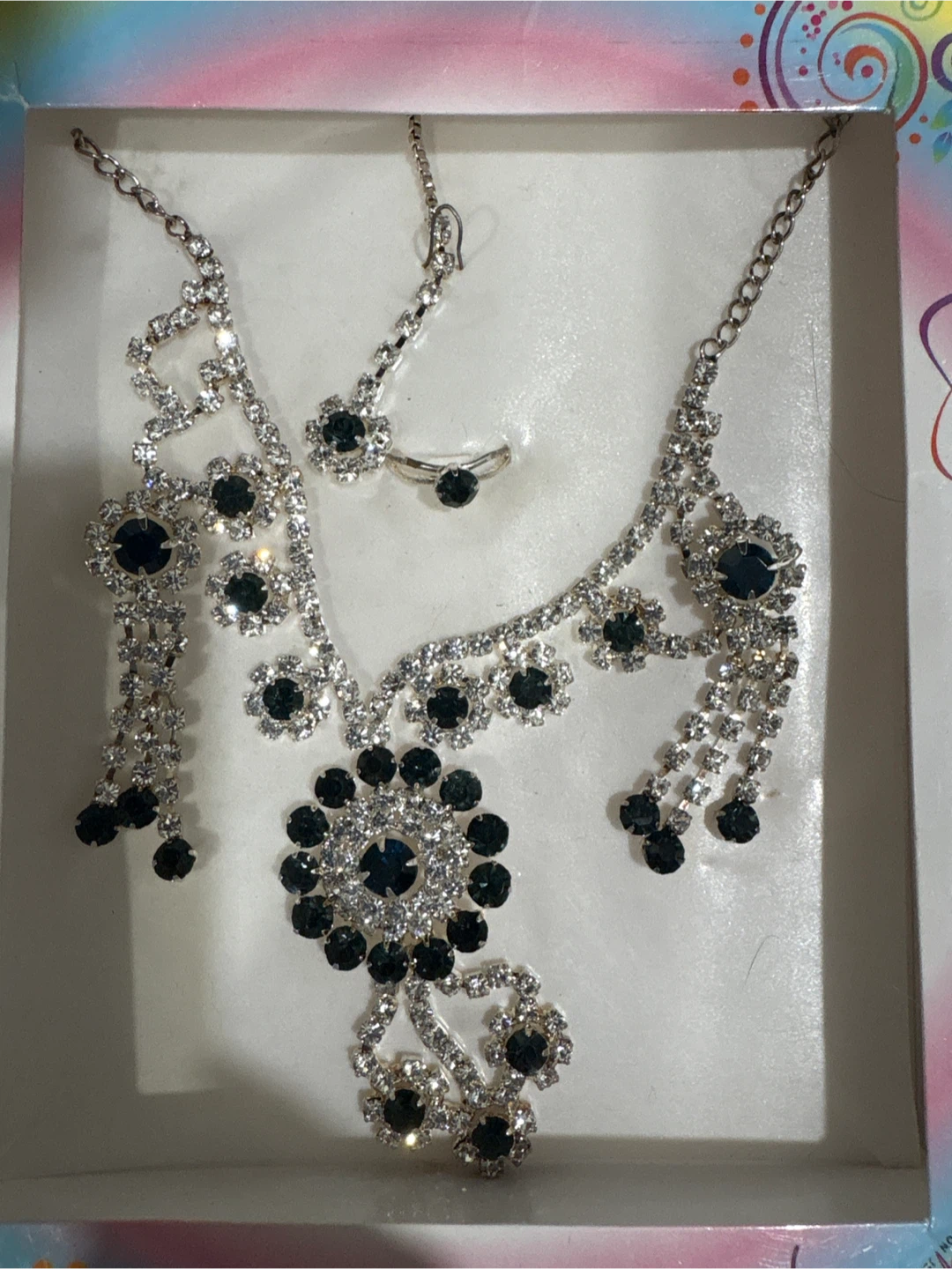 Black and Silver Tone Rhinestone Jewellery Set