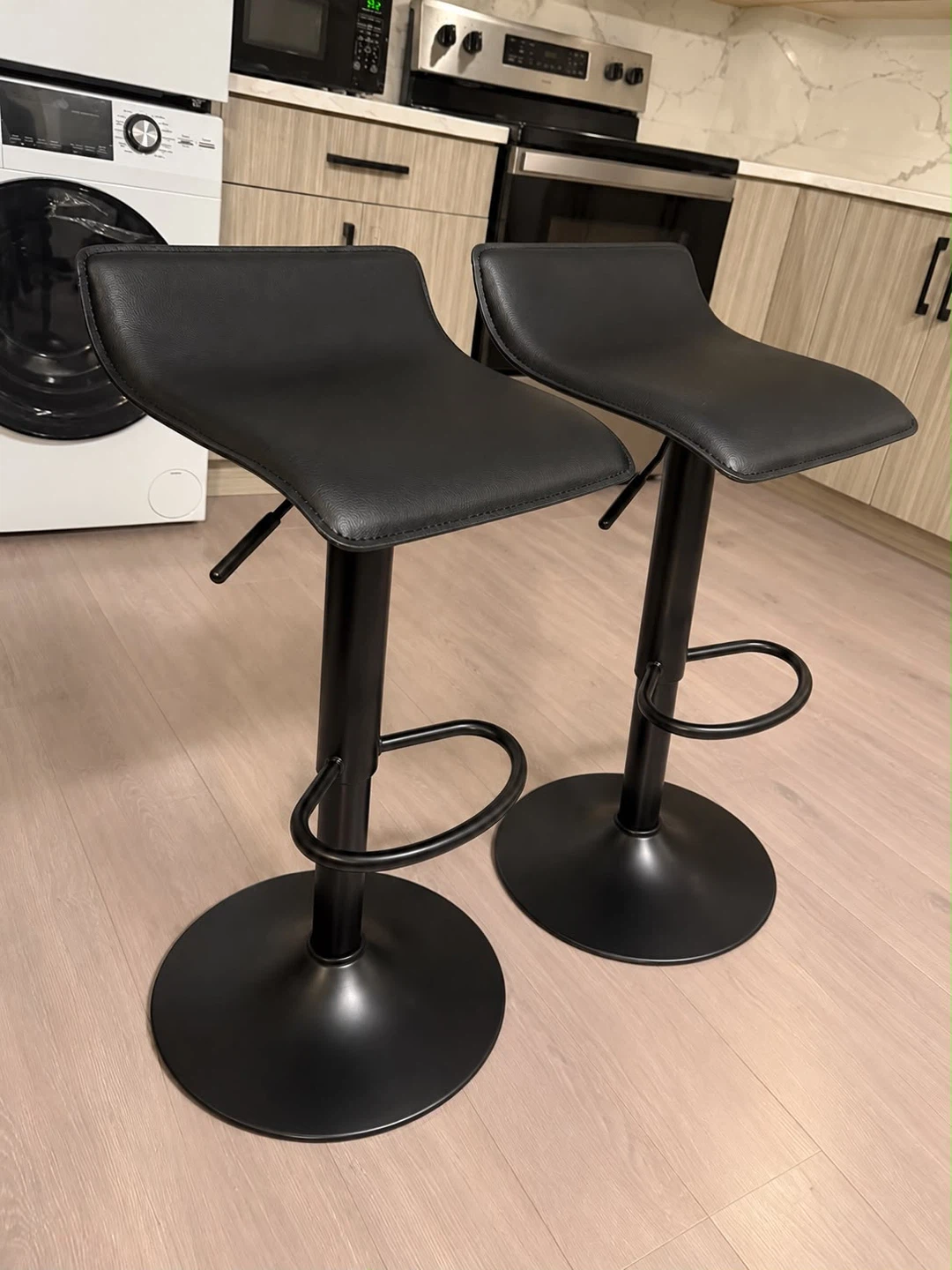 Set of two black bar stools - photo 2