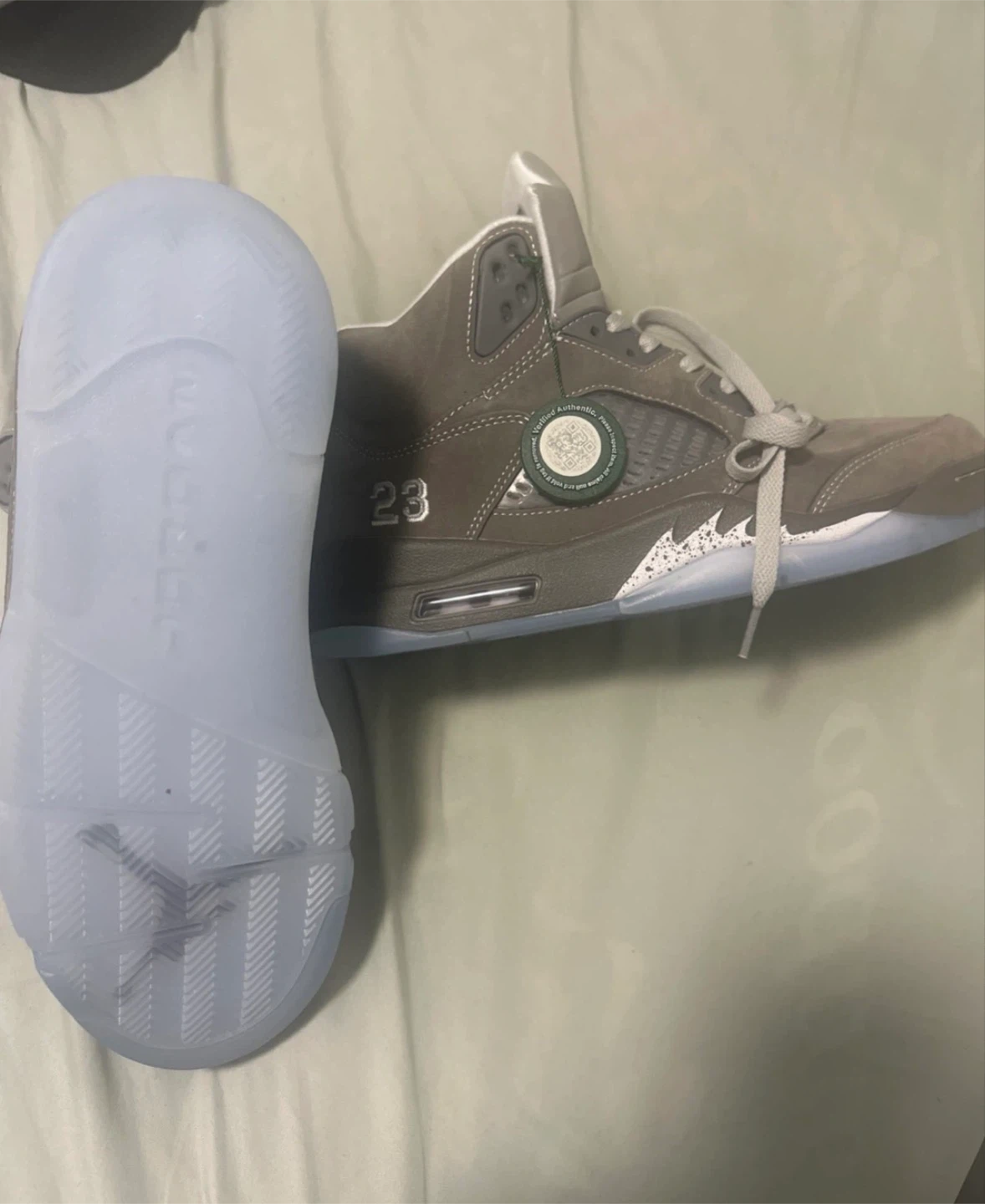 Wolf Grey Jordan 5 - photo 3