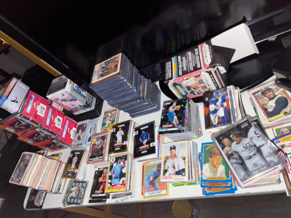 Large Assorted Sports Trading Card Collection - photo 2