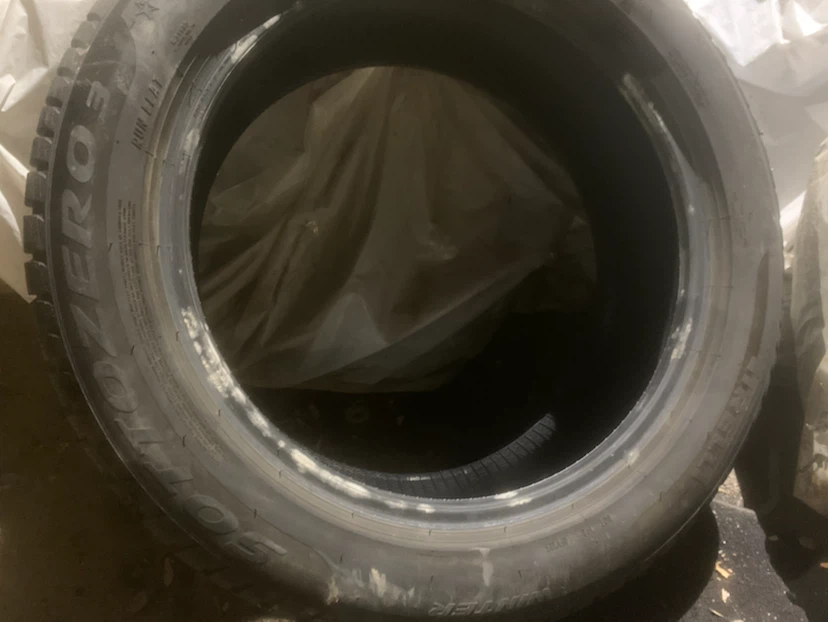 Pirelli Sottozero 3 Winter Tires 245/50 R19 - photo 5