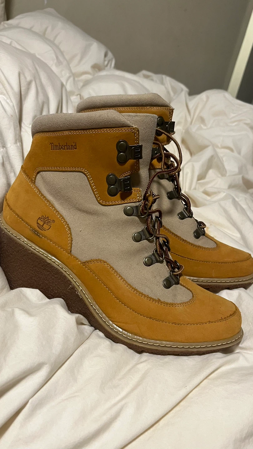 Women Timberland Wedge Boots