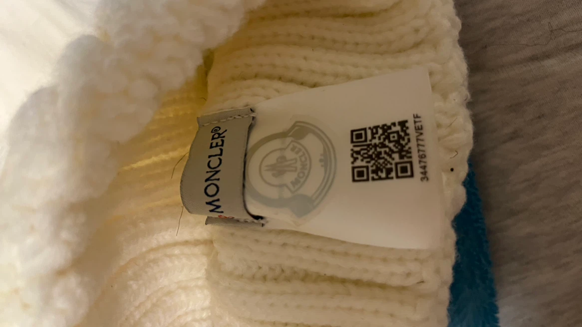 Moncler Ribbed Pom Pom Beanie - photo 3