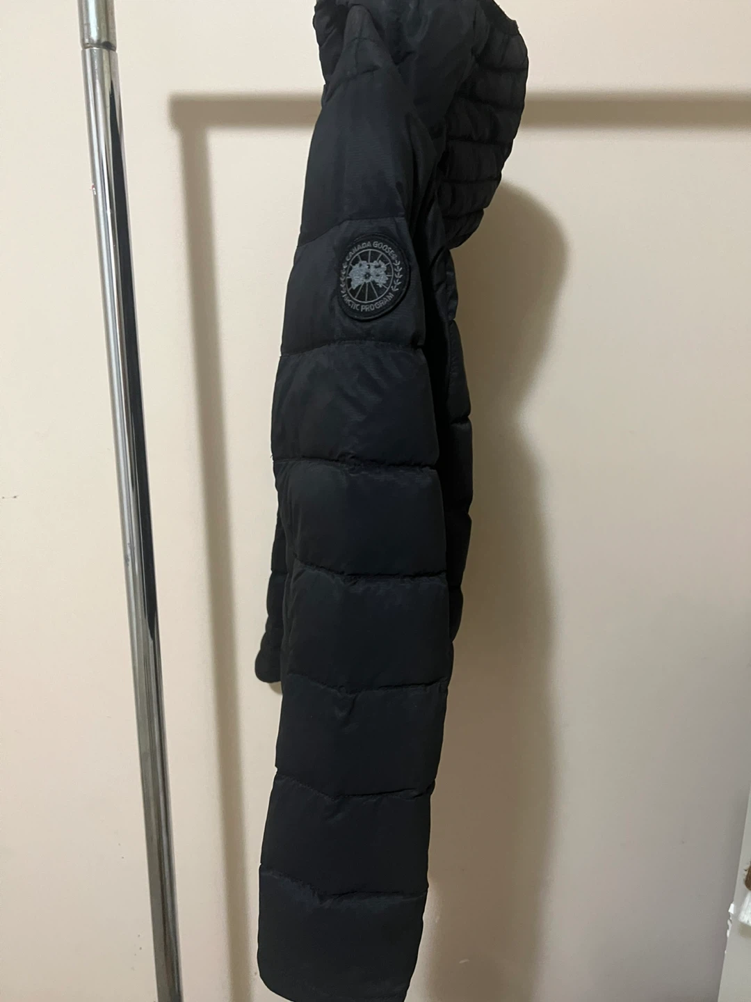 Canada Goose Black Down Hooded Jacket - photo 5