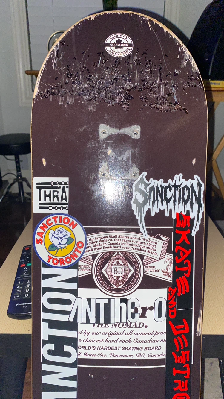 USED 9.1”x33” Skull Skates skateboard deck - photo 2