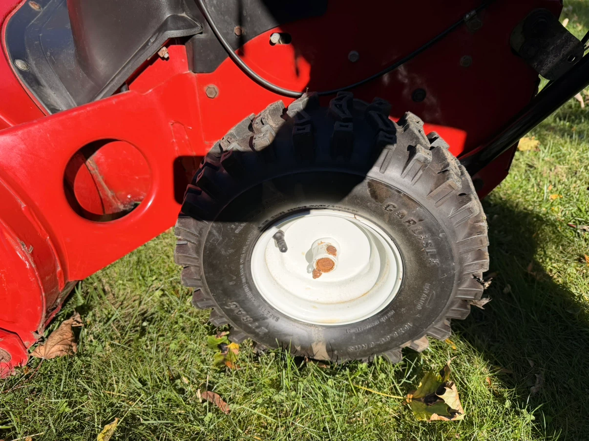Toro Power Max 1026 Snowblower - photo 5