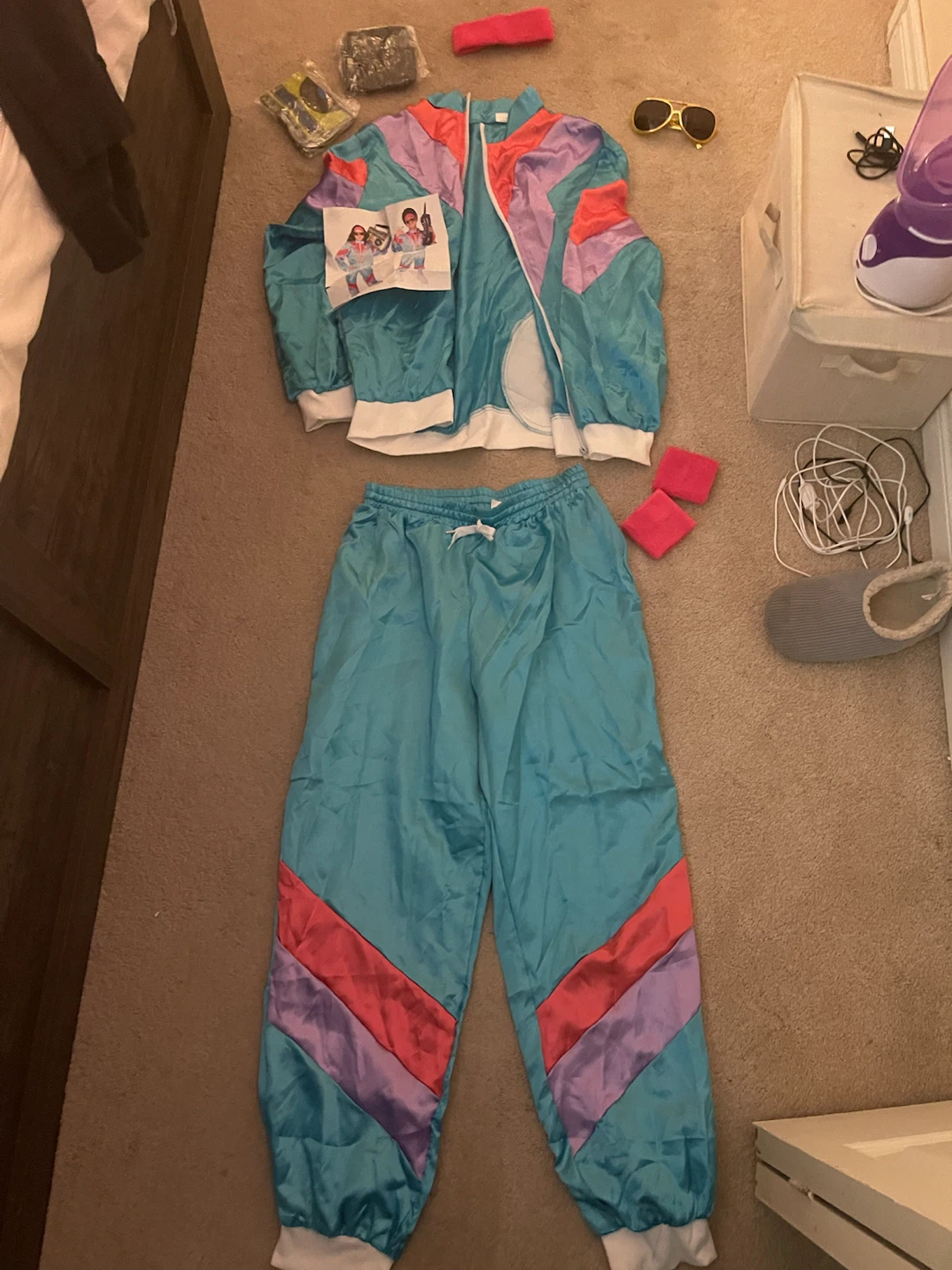 Assorted Halloween Costumes and Outfits - photo 4