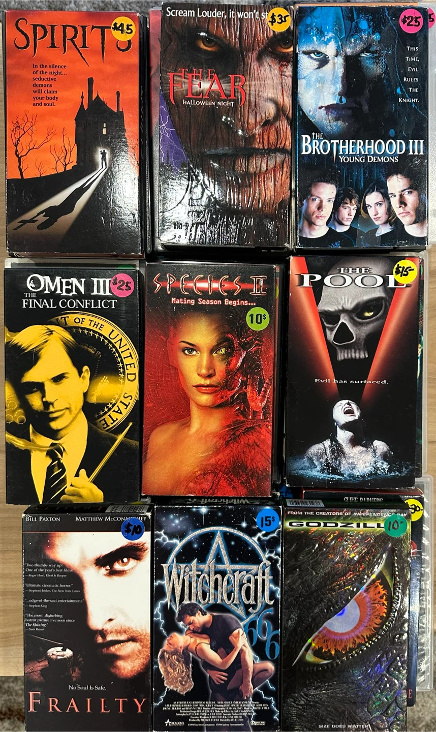 Large Collection of Vintage Horror and Thriller VHS Tapes - photo 3