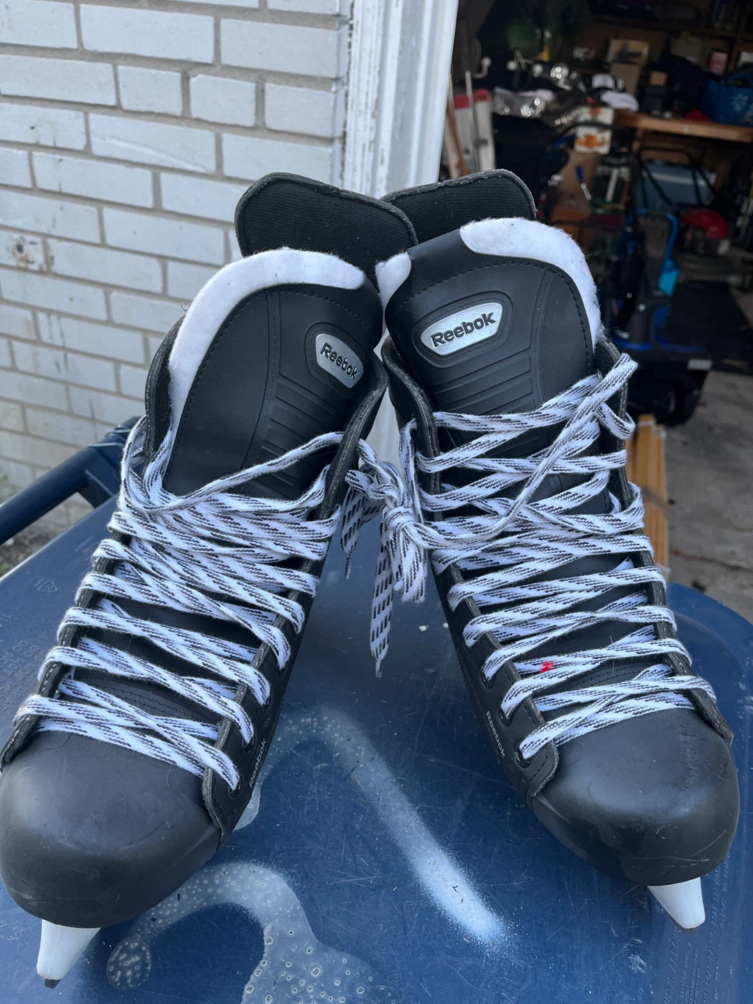 Women skate size 9