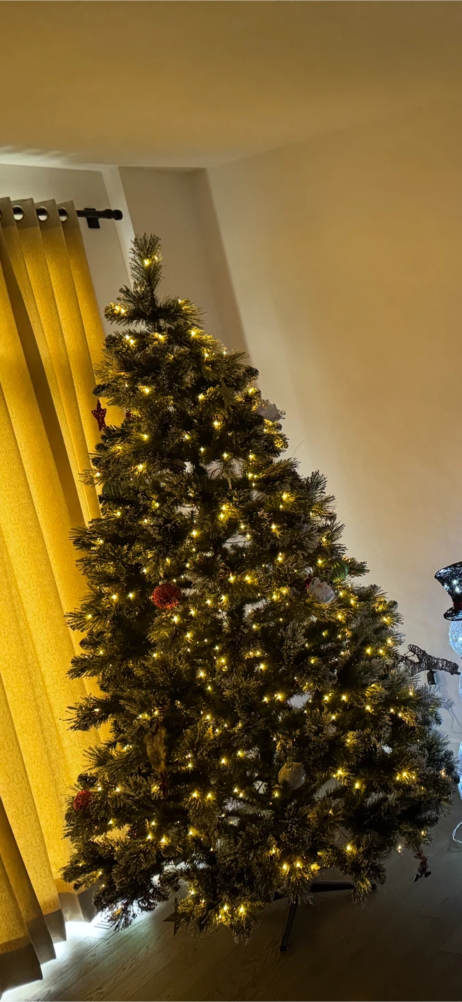 7.5ft Christmas tree - photo 2
